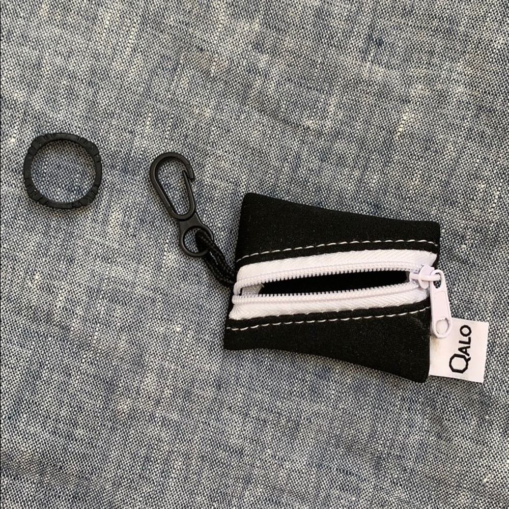 Qalo Men’s Compass silicone ring size 9